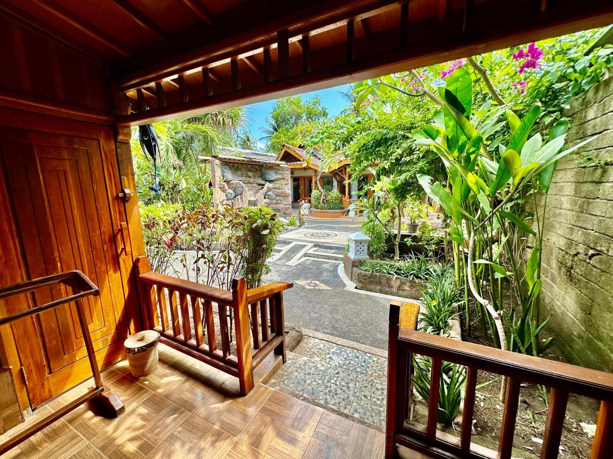 Sunny Rose Bungalows Gili Air - Adults Only Ngoại thất bức ảnh