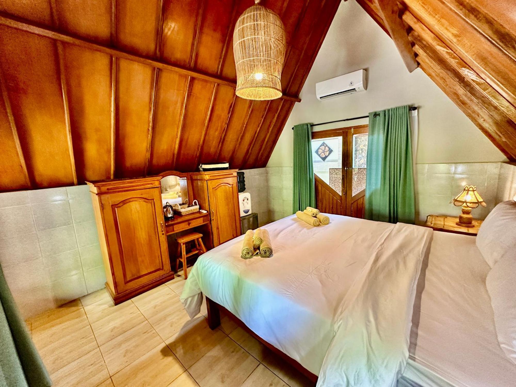 Sunny Rose Bungalows Gili Air - Adults Only Ngoại thất bức ảnh