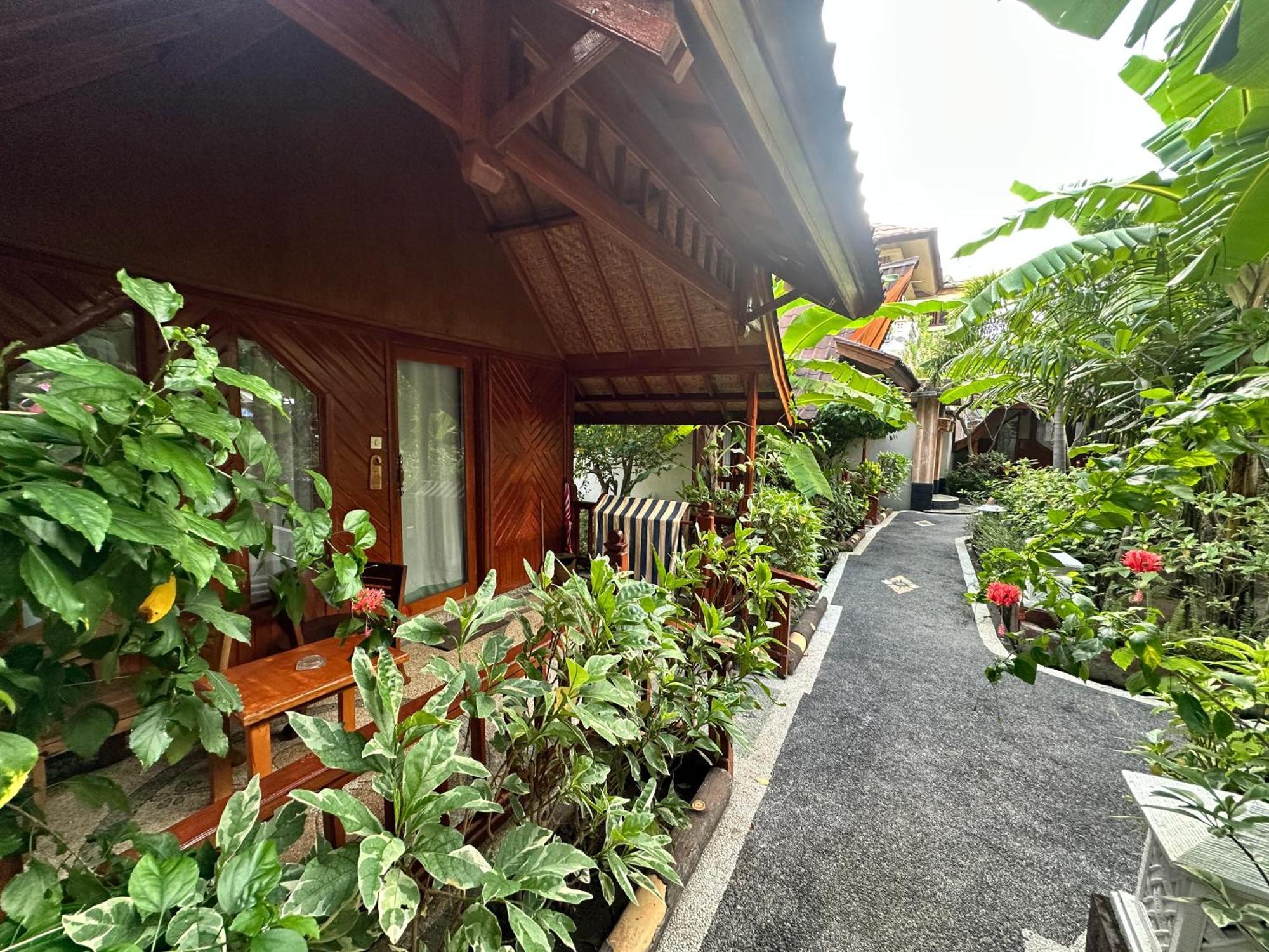 Sunny Rose Bungalows Gili Air - Adults Only Ngoại thất bức ảnh