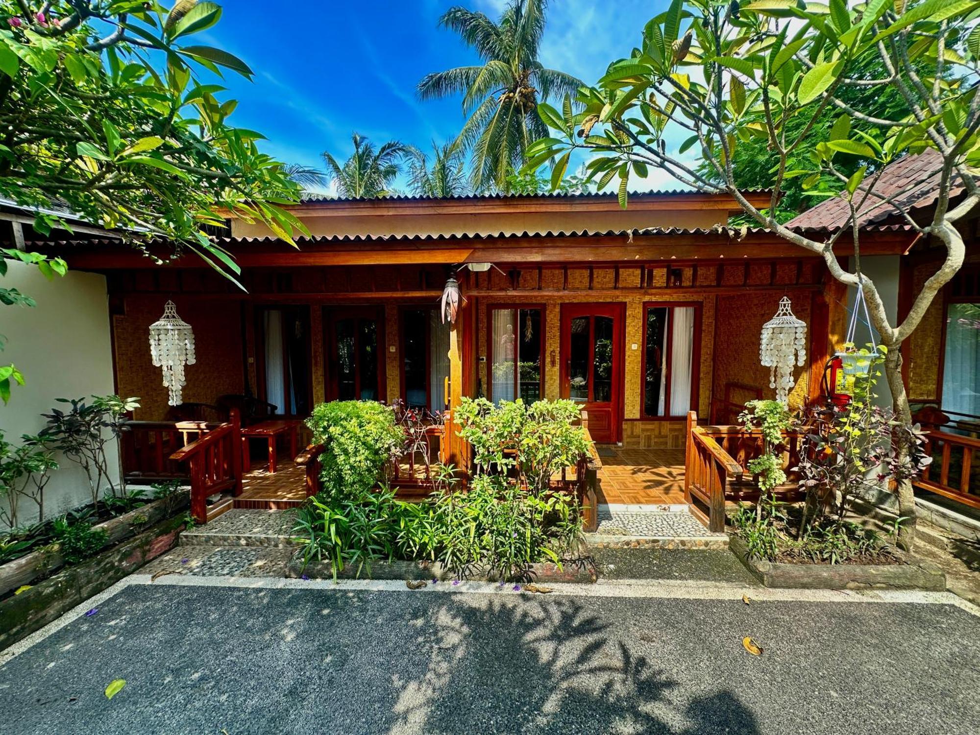 Sunny Rose Bungalows Gili Air - Adults Only Ngoại thất bức ảnh