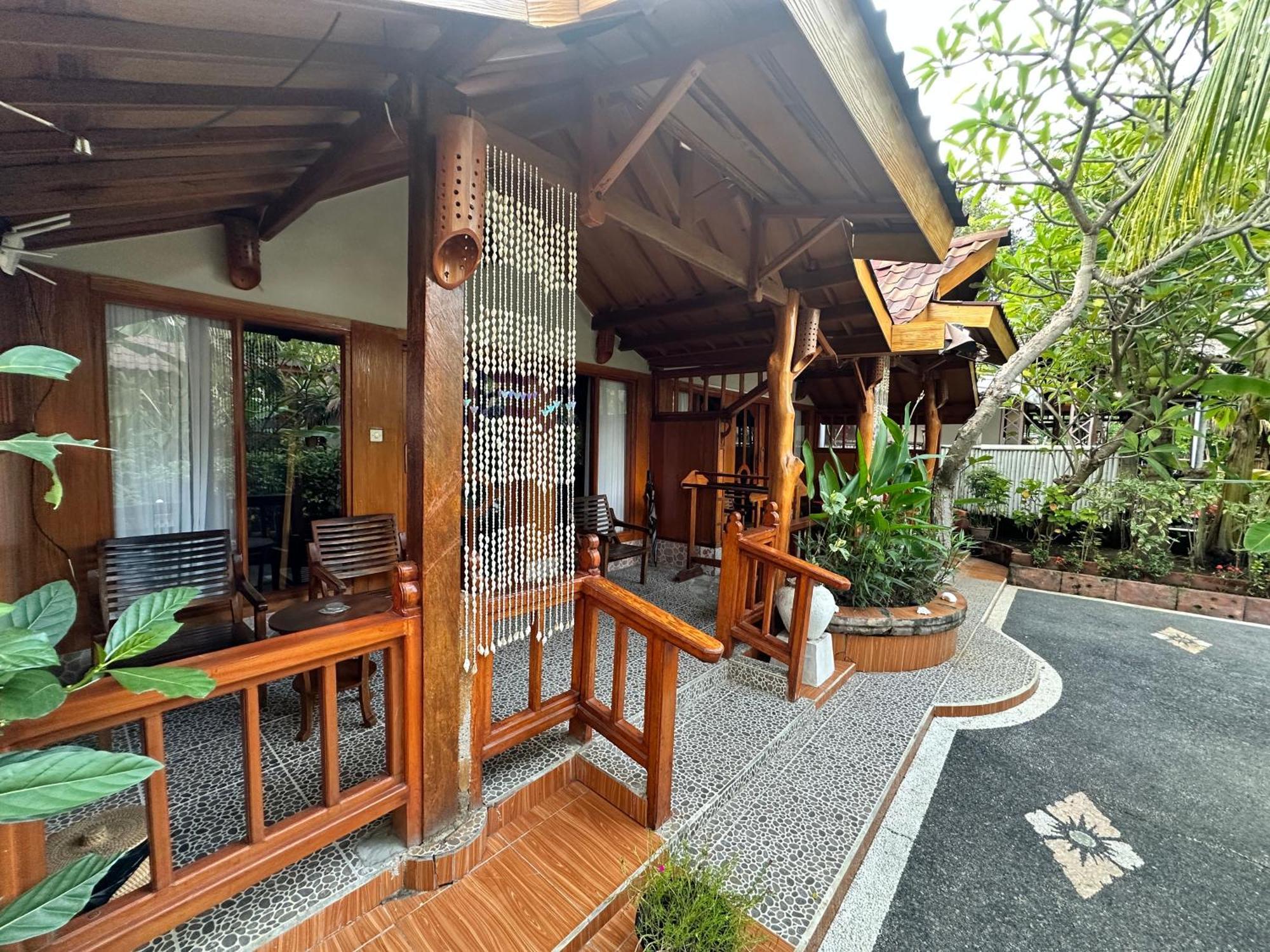 Sunny Rose Bungalows Gili Air - Adults Only Ngoại thất bức ảnh