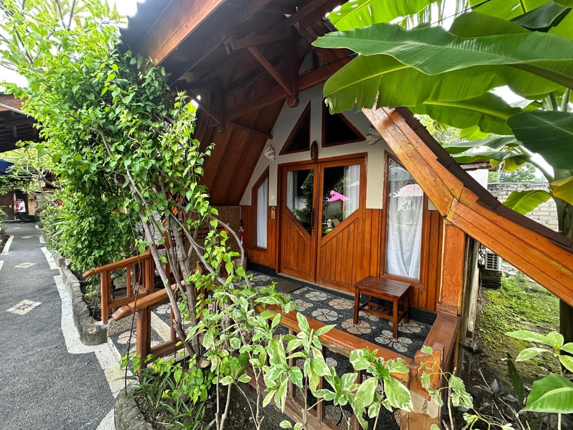 Sunny Rose Bungalows Gili Air - Adults Only Ngoại thất bức ảnh