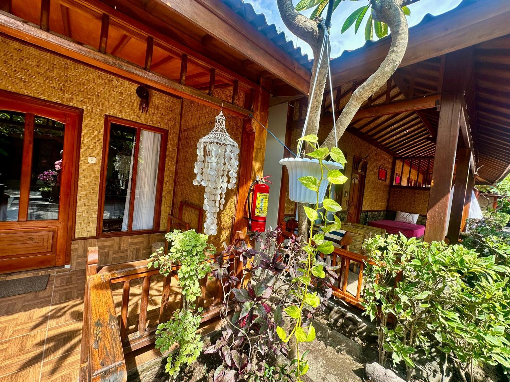Sunny Rose Bungalows Gili Air - Adults Only Ngoại thất bức ảnh
