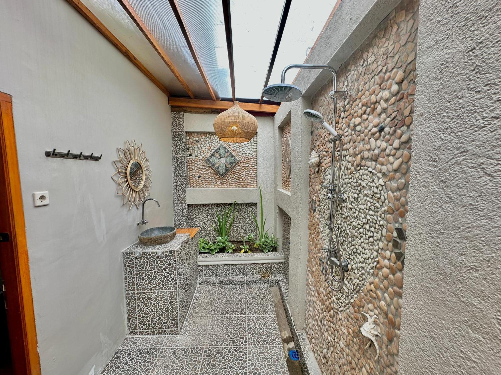 Sunny Rose Bungalows Gili Air - Adults Only Ngoại thất bức ảnh