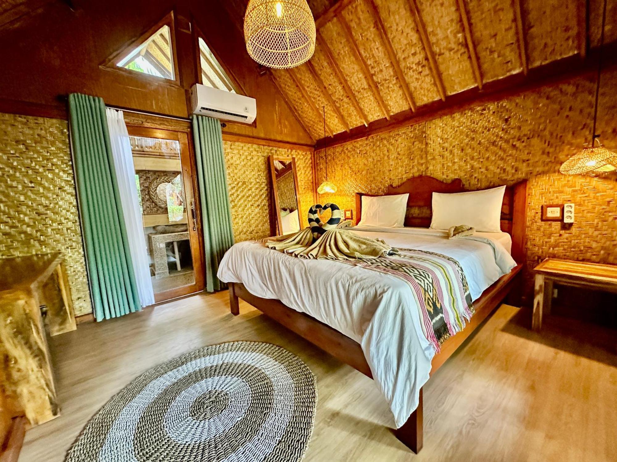 Sunny Rose Bungalows Gili Air - Adults Only Ngoại thất bức ảnh